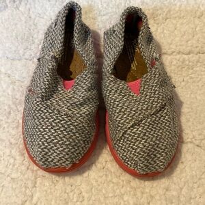 TOMS slip on sneakers